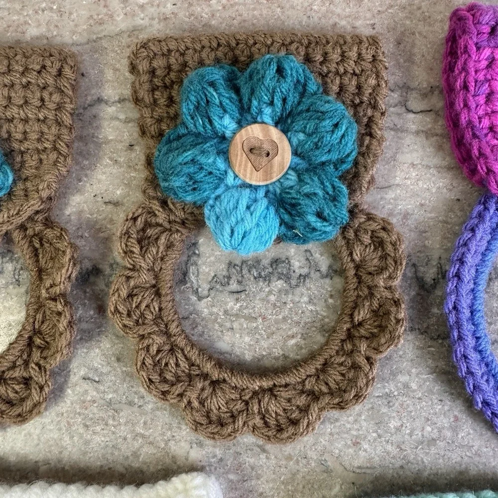 Handmade Crochet Hanging Towel Topper/Holder NWOT Set Of 5 Cottagecore Granny